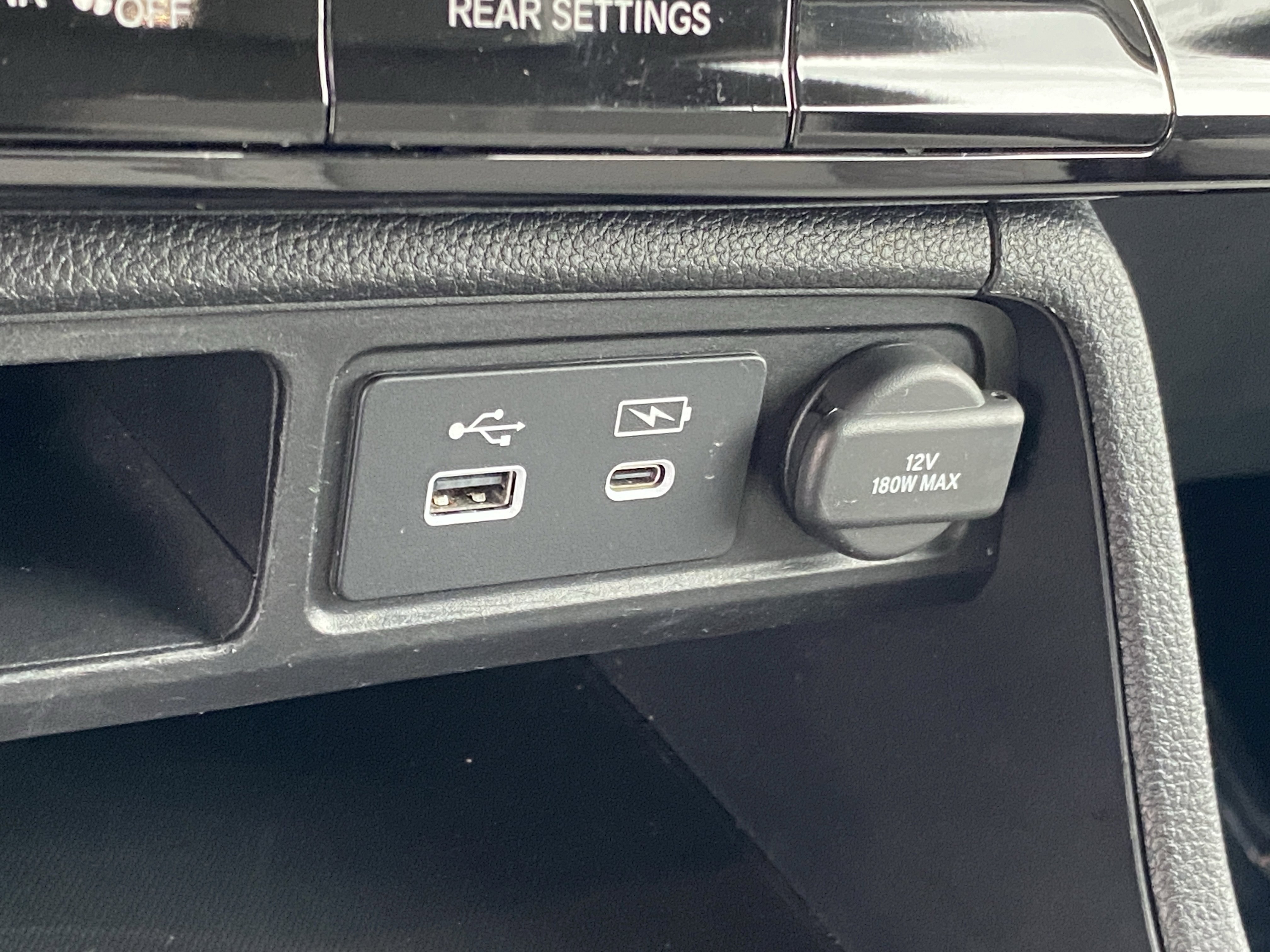 Used 2023 Honda Pilot LX image 21