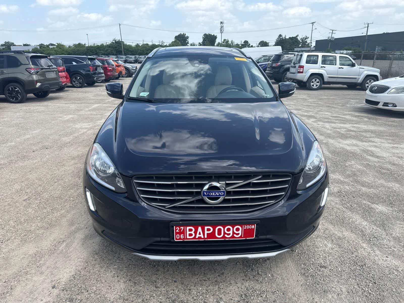 Used 2016 Volvo XC60 T6 AWD/4WD image 10