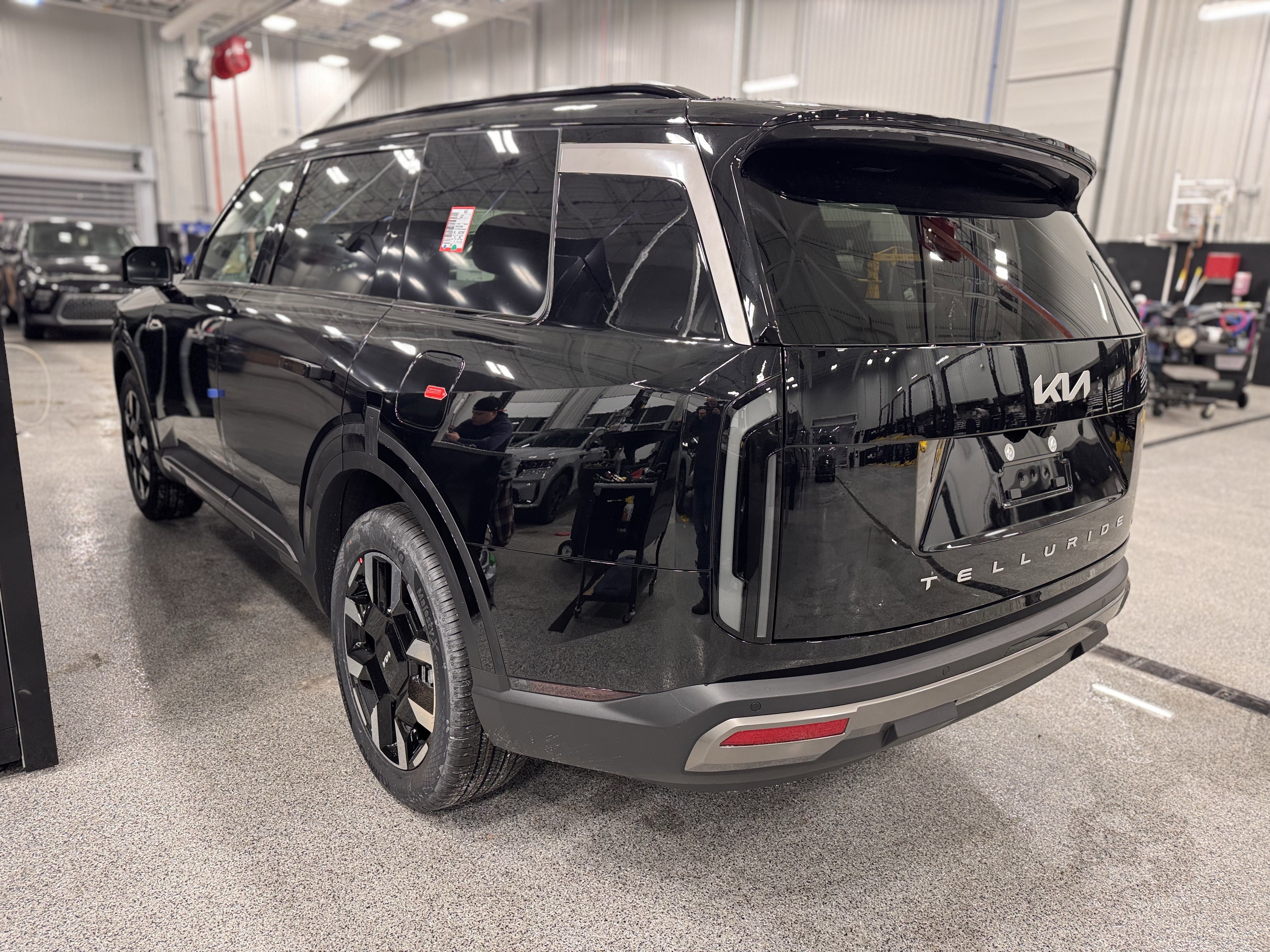 New 2027 Kia Telluride S image 5