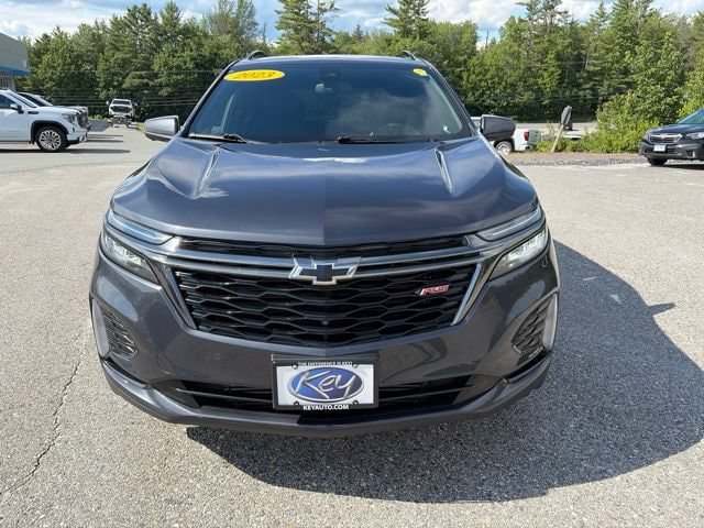 Used 2023 Chevrolet Equinox RS AWD/4WD image 2