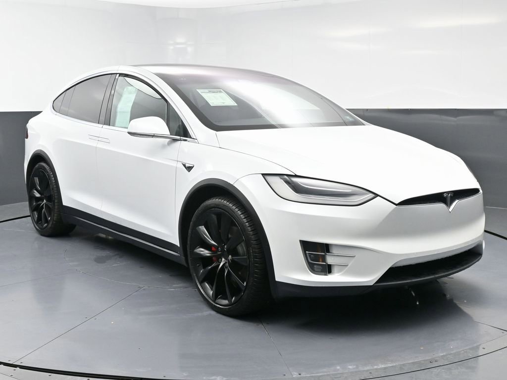 Used 2021 Tesla Model X Performance image 2