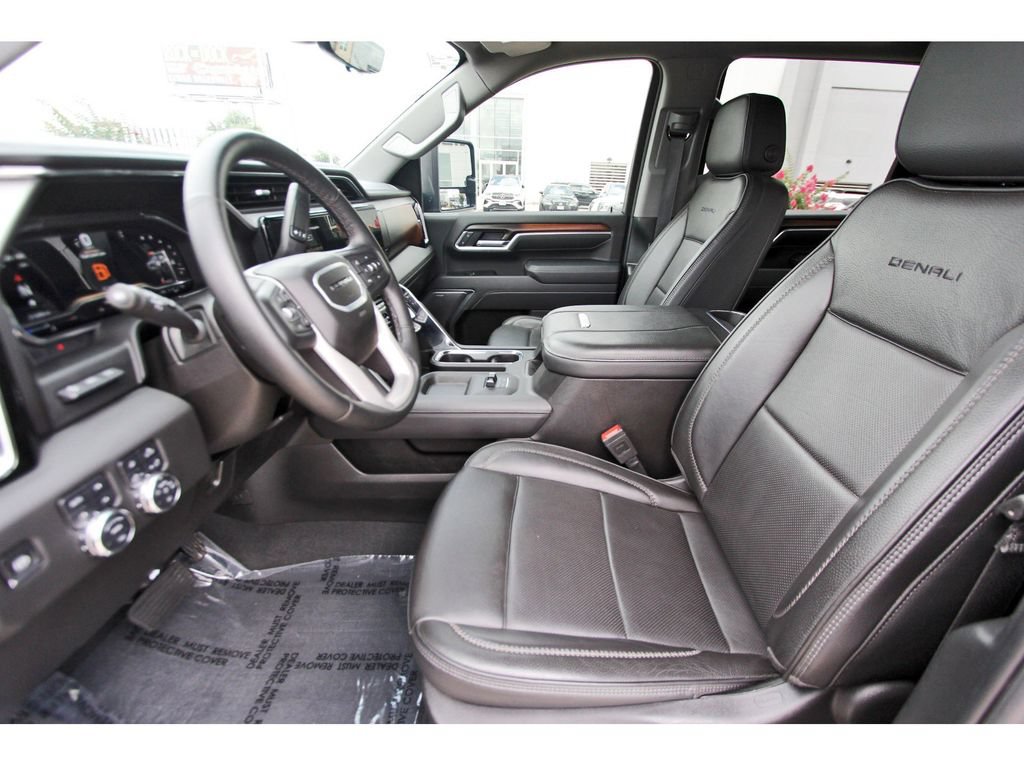 Used 2025 GMC Sierra 2500 Denali w/ Denali Reserve Package AWD/4WD image 12