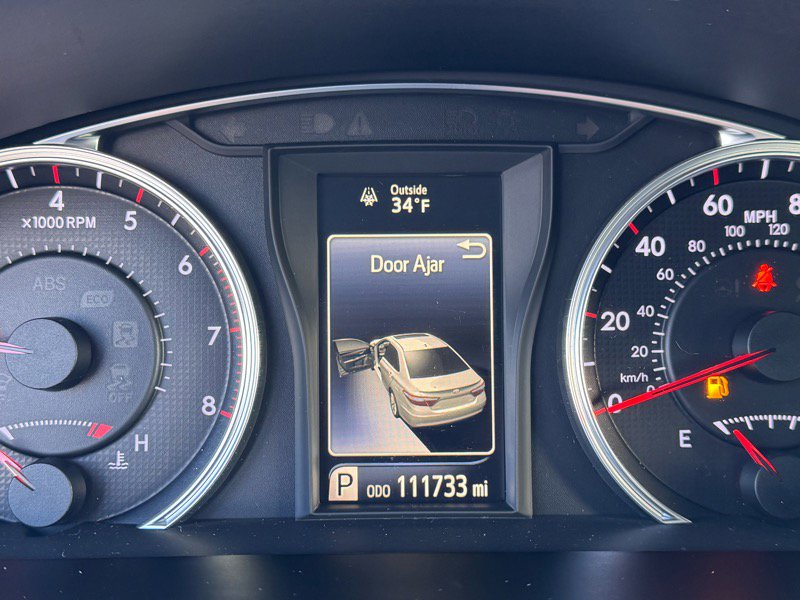 Used 2017 Toyota Camry SE image 13