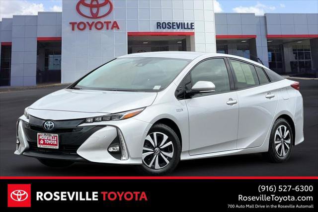 Certified 2017 Toyota Prius Prime Advanced w/ Carpet Mat Package