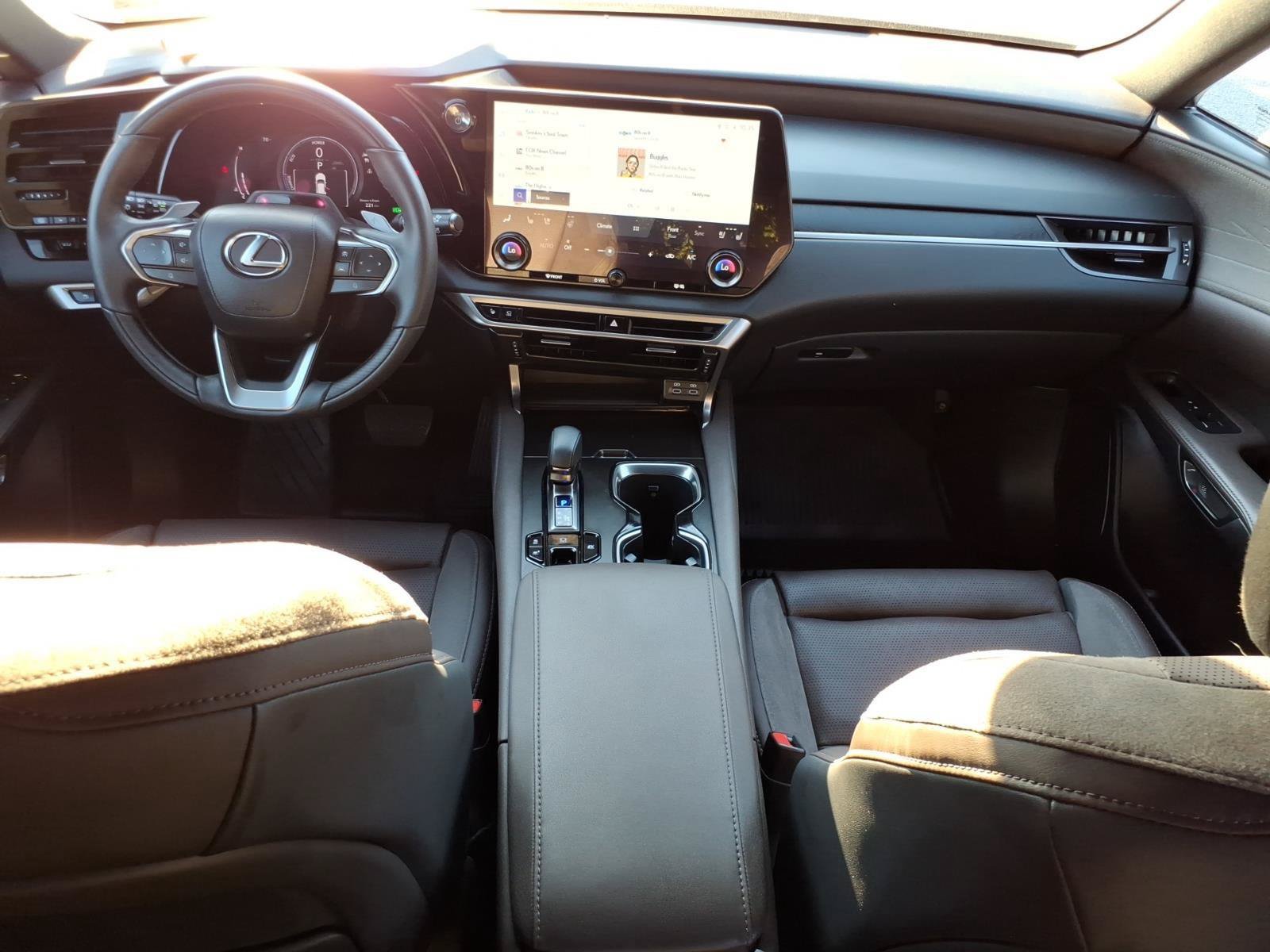 Used 2024 Lexus RX 350 w/ Convenience Package AWD/4WD image 29
