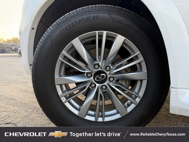 Used 2023 INFINITI QX80 Luxe w/ Cargo Package AWD/4WD image 10