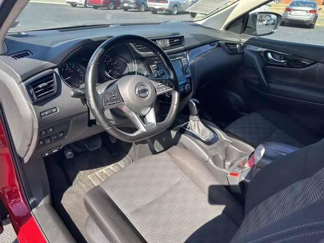 Used 2020 Nissan Rogue Sport SV w/ All-Weather Package image 15