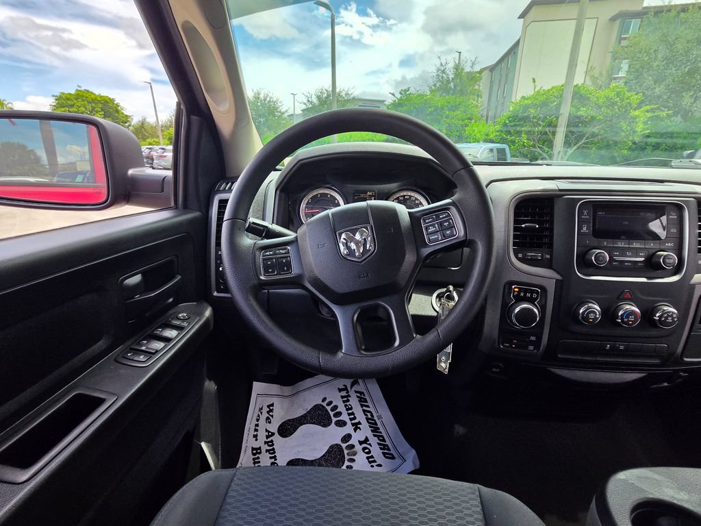 Used 2018 RAM 1500 Express AWD/4WD image 18