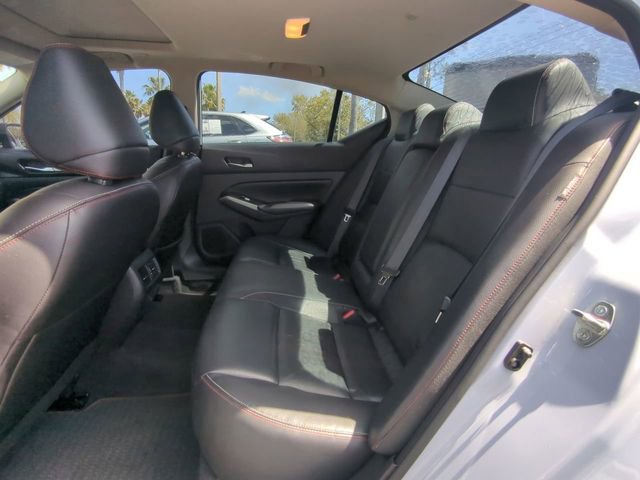 Used 2023 Nissan Altima 2.0 SR image 14