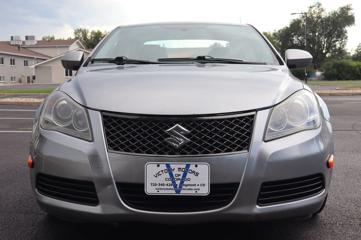 Used 2011 Suzuki Kizashi SE AWD/4WD image 13