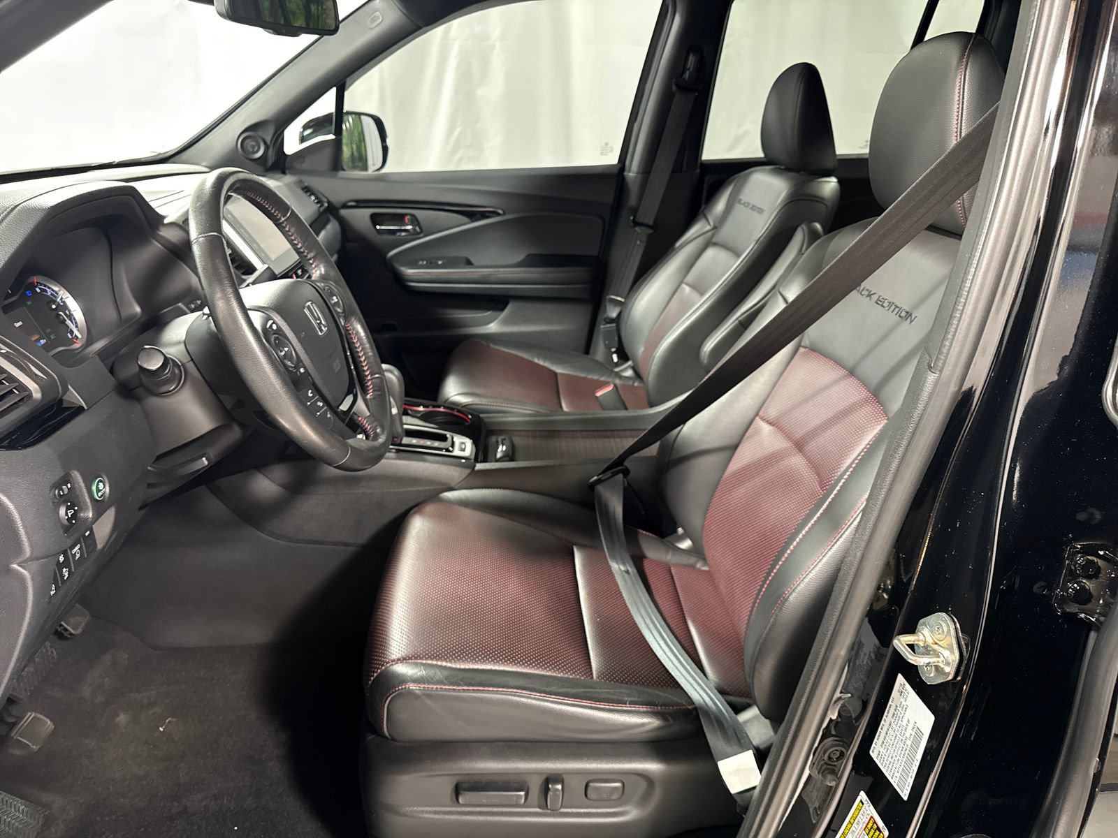 Used 2019 Honda Ridgeline Black Edition image 3