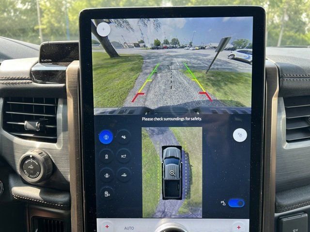 New 2025 Ford F150 Lightning Lariat image 18