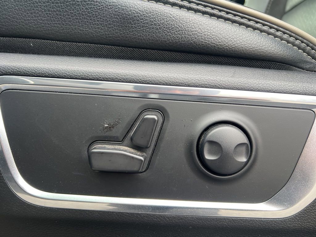 Used 2024 RAM 1500 Laramie image 11