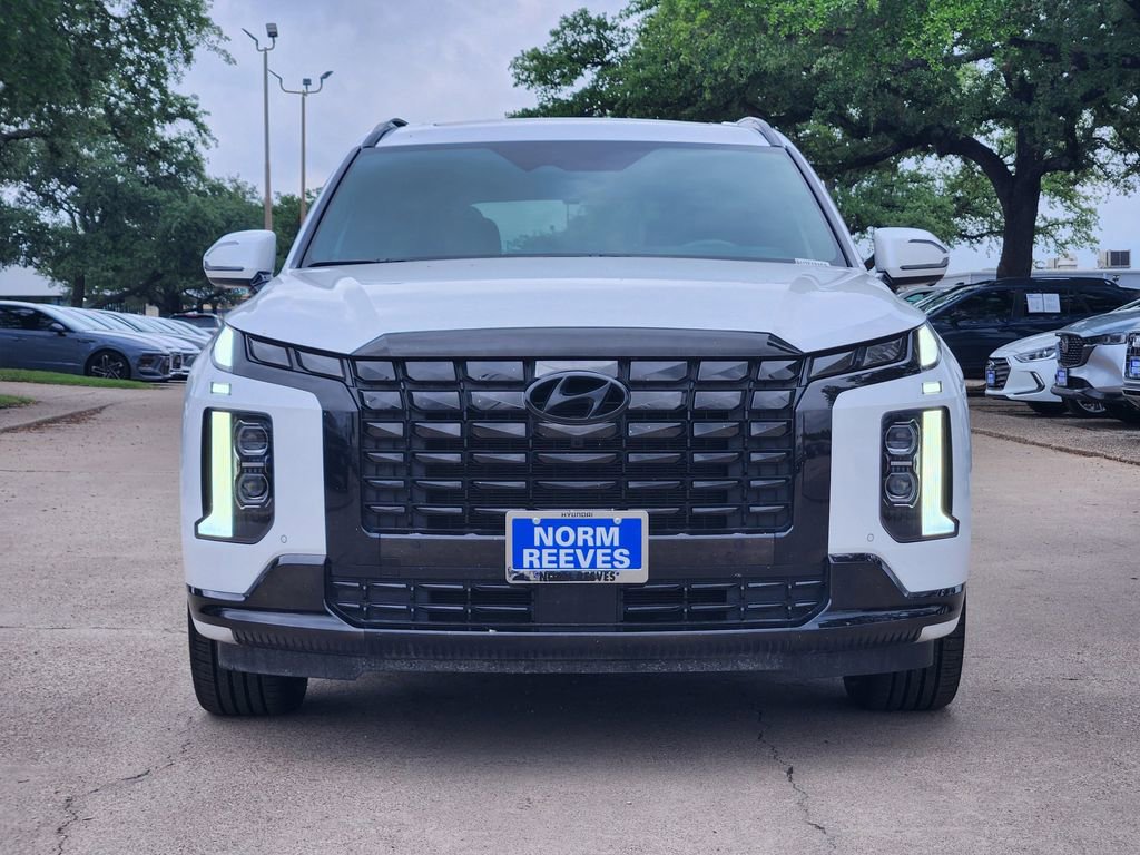 Used 2024 Hyundai Palisade Calligraphy AWD/4WD image 2