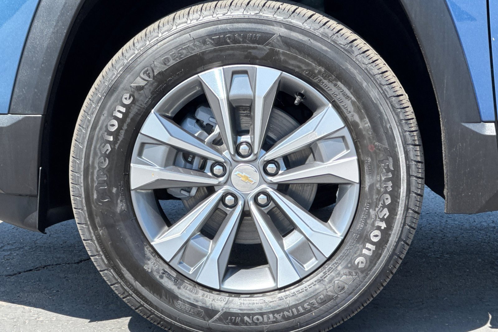 New 2025 Chevrolet Equinox LT image 26