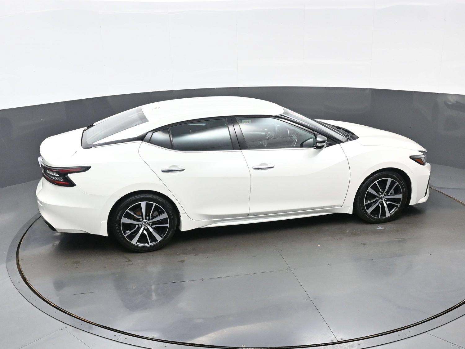 Used 2021 Nissan Maxima 3.5 SV w/ Floor Mat Group FWD image 42