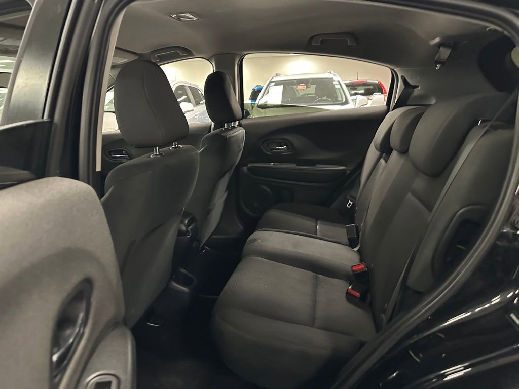 Used 2019 Honda HR-V LX image 26