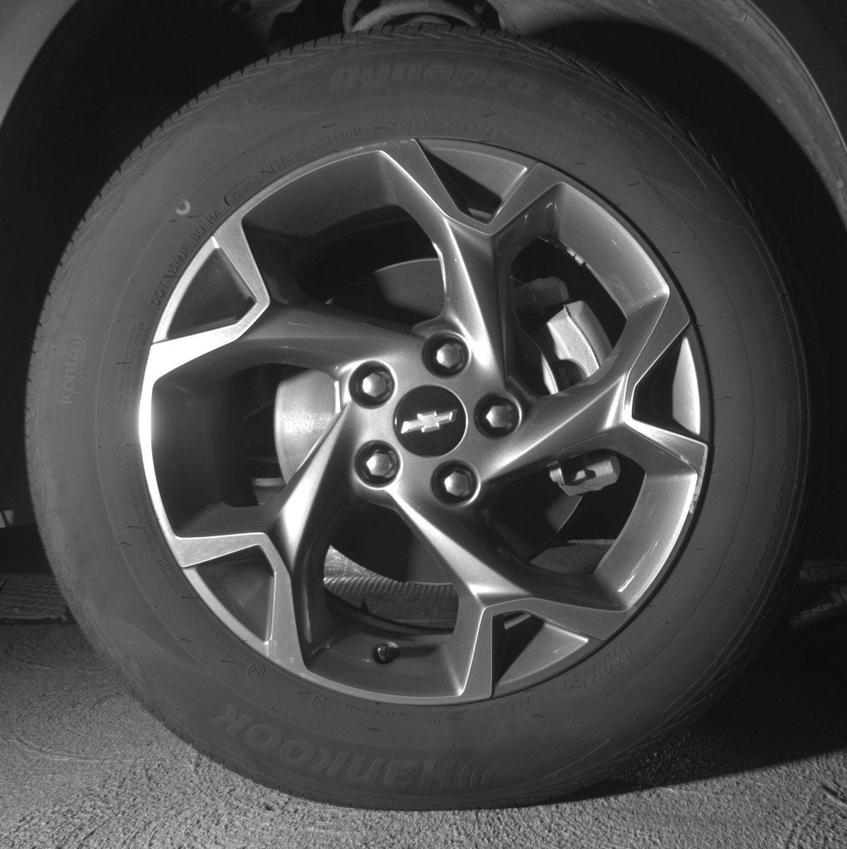 Used 2025 Chevrolet Trax LT FWD image 13
