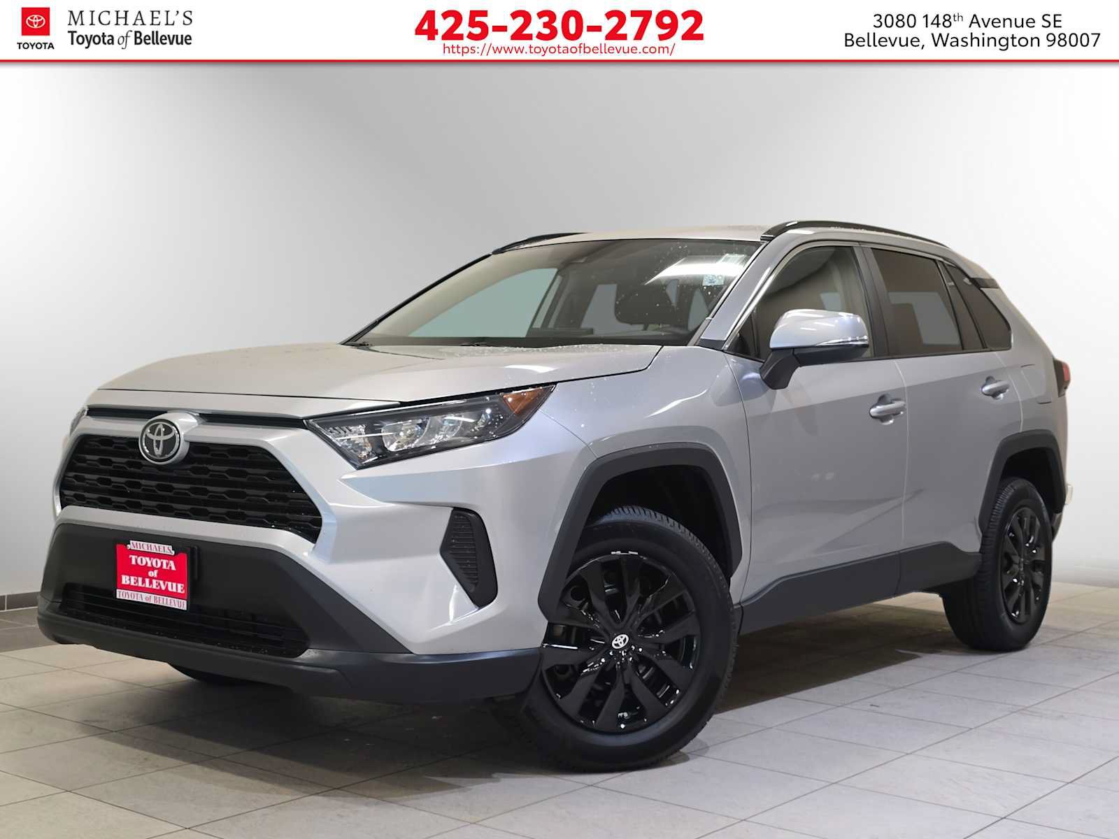 Used 2020 Toyota RAV4 LE w/ All Weather Liner Package FWD image 1