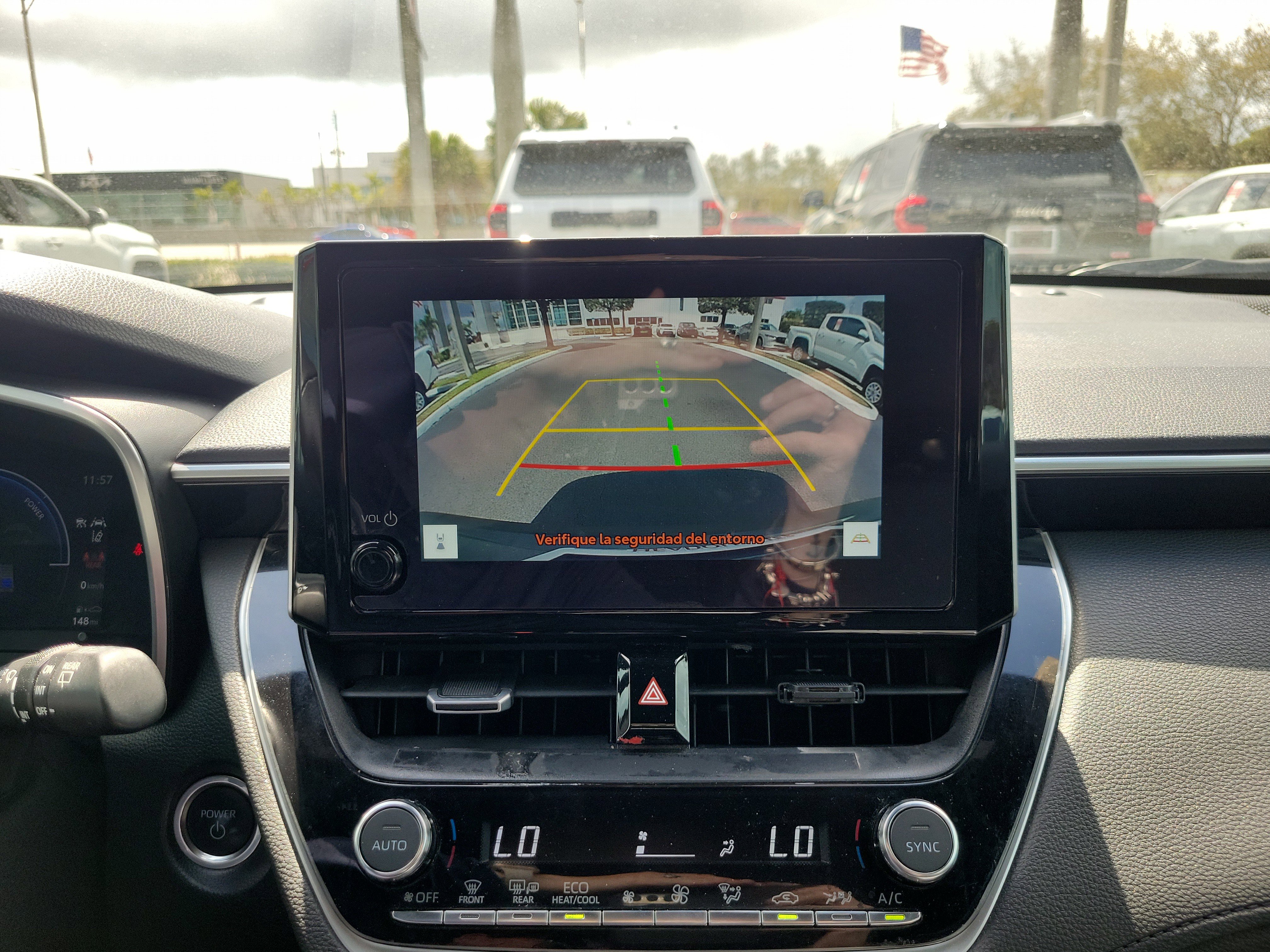 Used 2023 Toyota Corolla Cross XSE w/ Convenience Package image 27