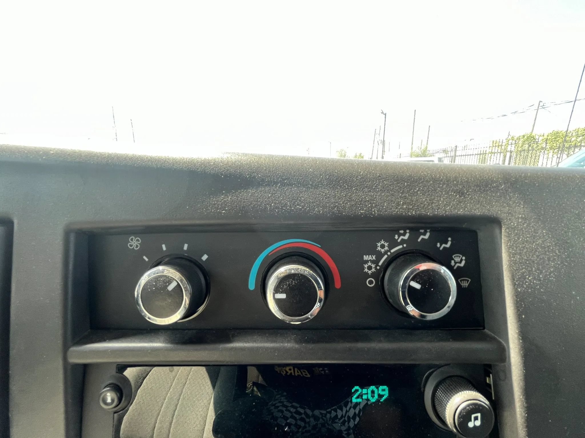 Used 2020 Chevrolet Express 2500 LS w/ Driver Convenience Package RWD image 38