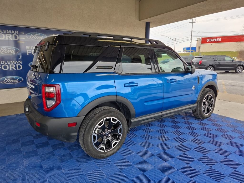 Used 2025 Ford Bronco Sport Outer Banks w/ Outer Banks Tech Package+ AWD/4WD image 7