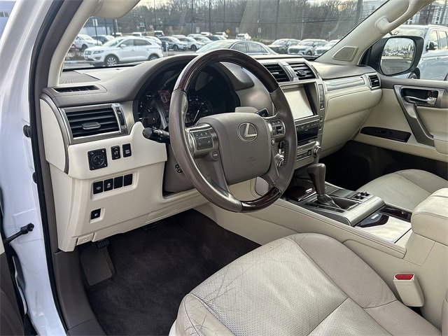 Used 2018 Lexus GX 460 image 14