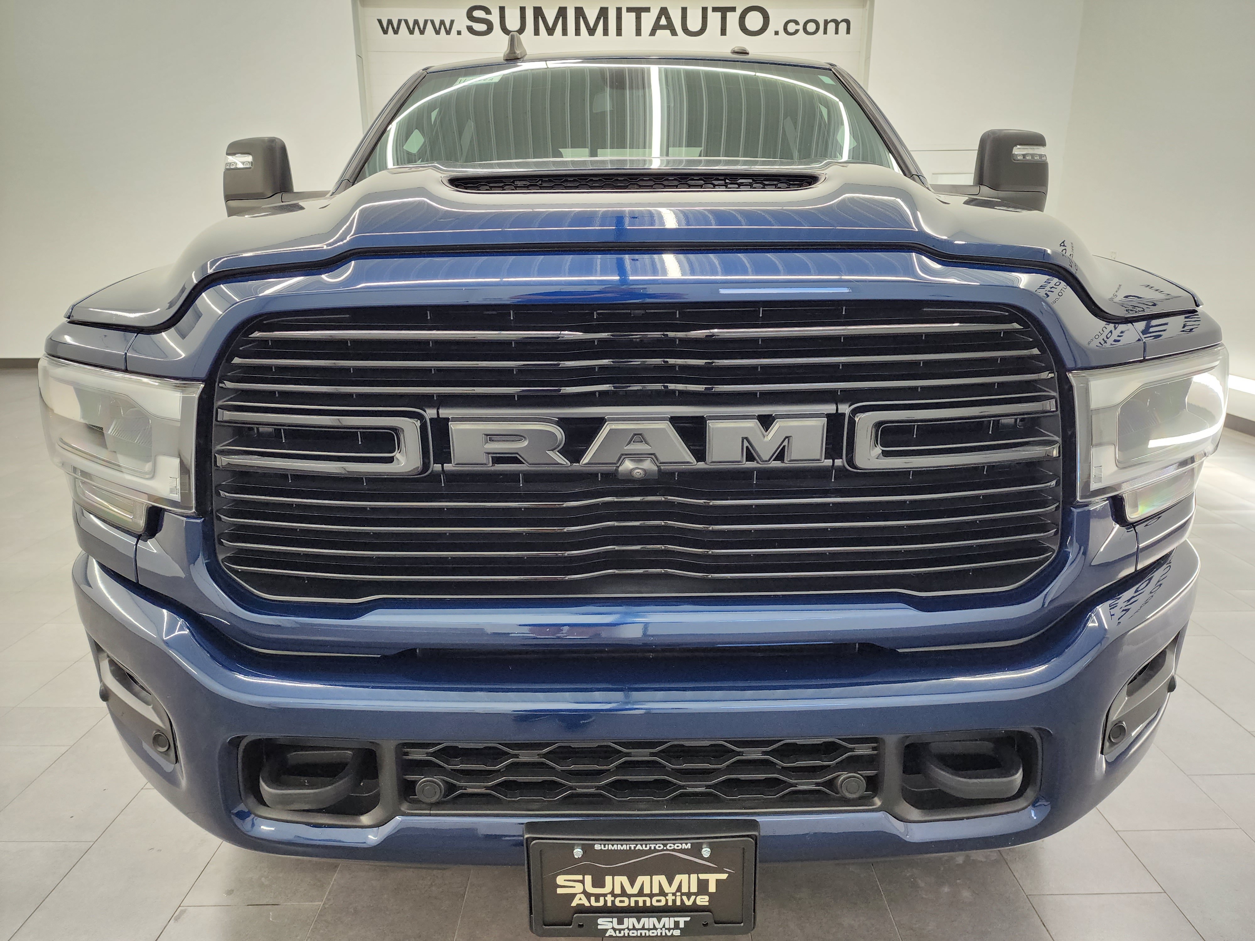 Used 2024 RAM 3500 Laramie w/ Night Edition AWD/4WD image 26