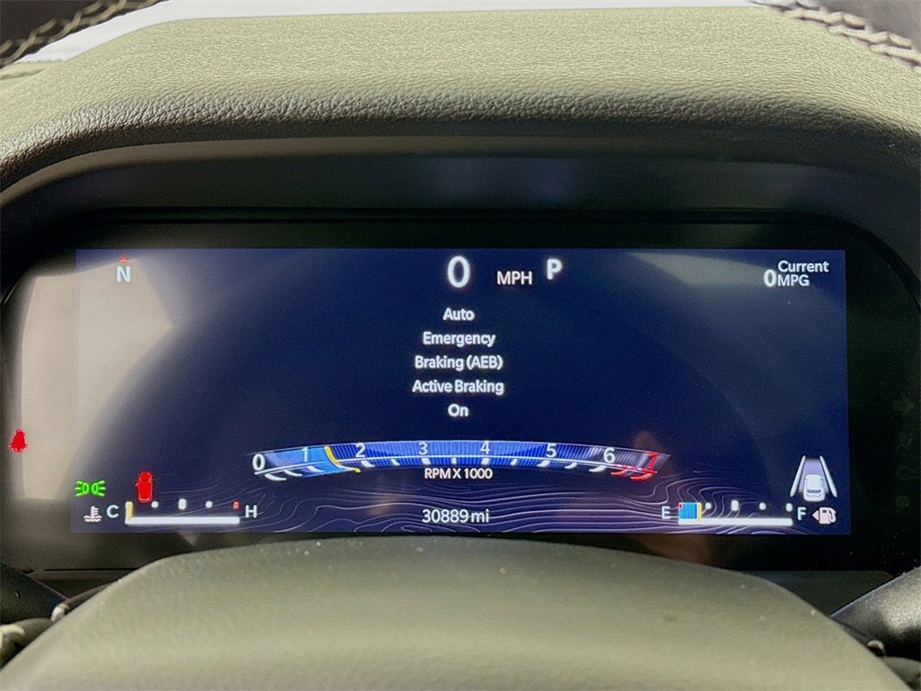 Used 2023 Jeep Grand Cherokee L Laredo image 16