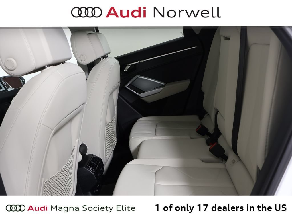 Used 2023 Audi Q3 2.0T Premium w/ Convenience Package AWD/4WD image 22