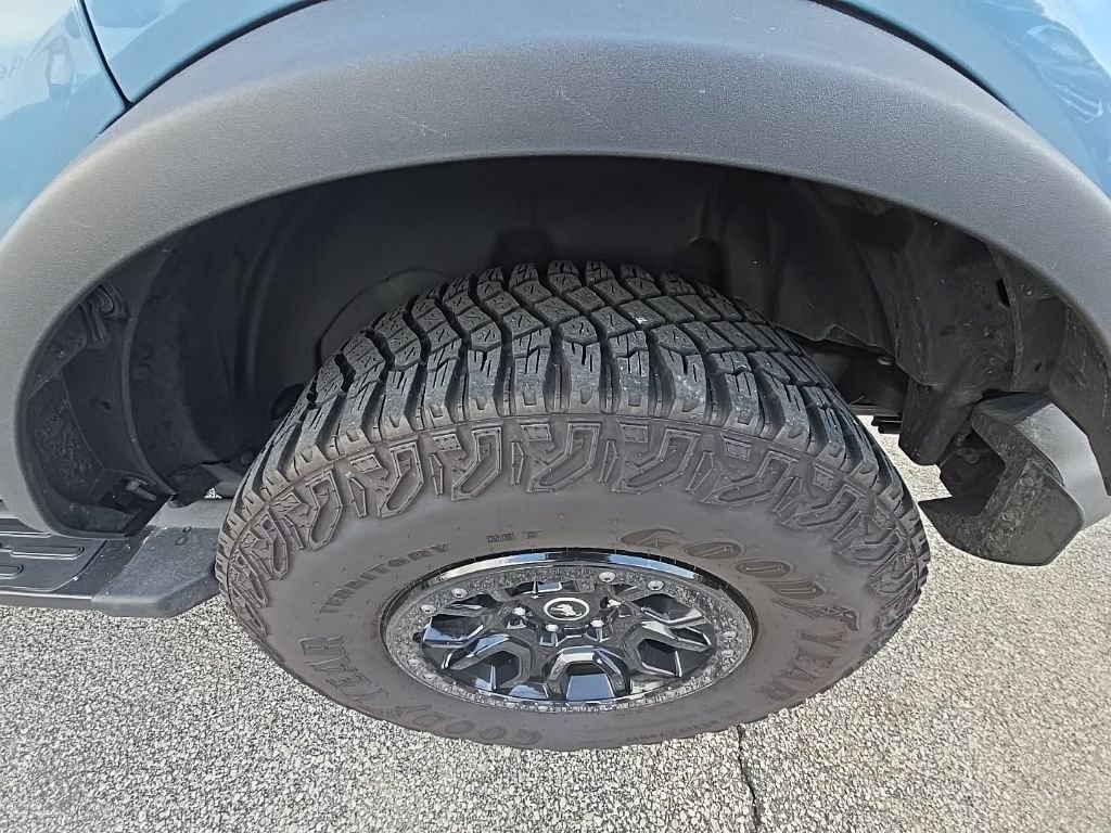 Used 2023 Ford Bronco Wildtrak image 11