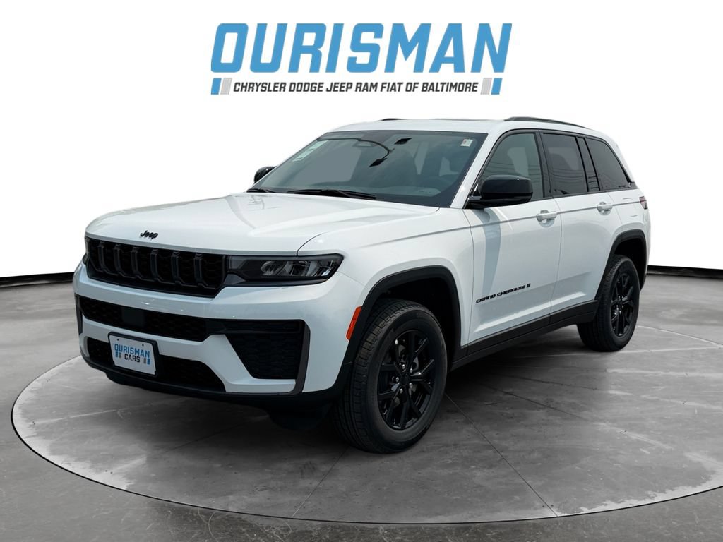 New 2026 Jeep Grand Cherokee Altitude AWD/4WD image 2
