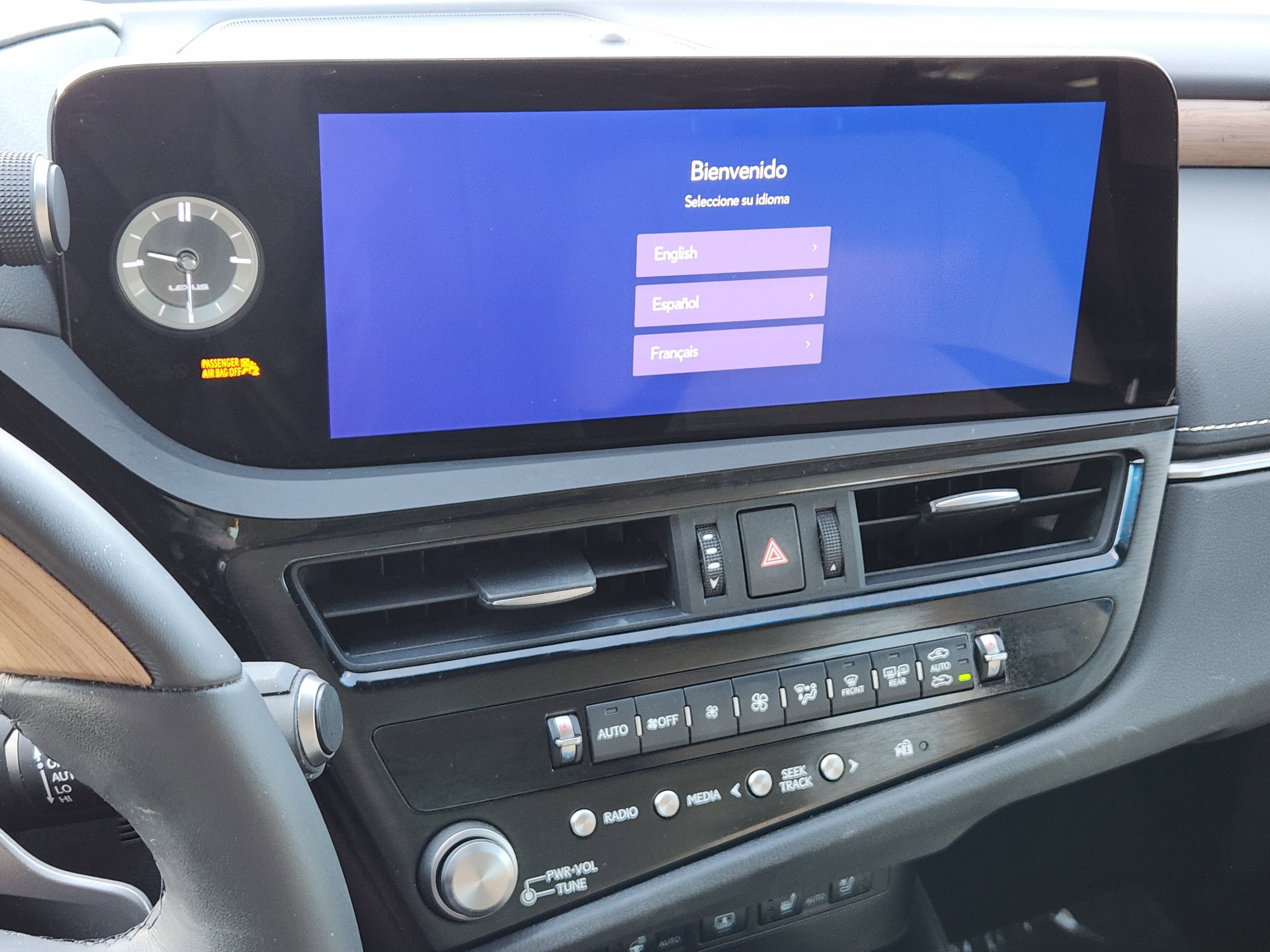 Used 2024 Lexus ES 350 w/ Luxury Package image 20