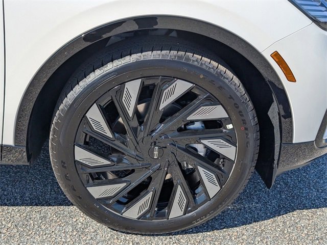 New 2026 Lincoln Nautilus Reserve image 6