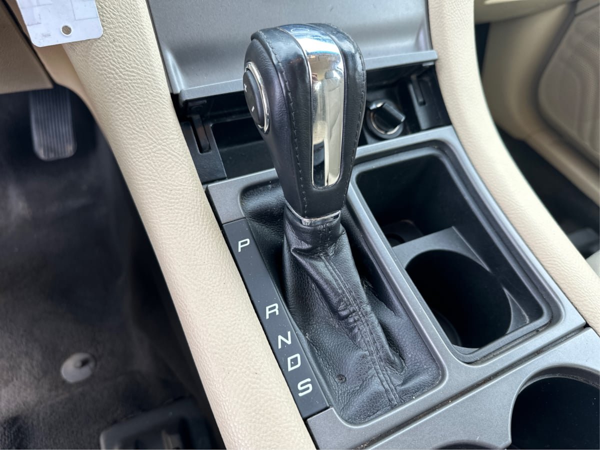 Used 2019 Ford Taurus SEL AWD/4WD image 27