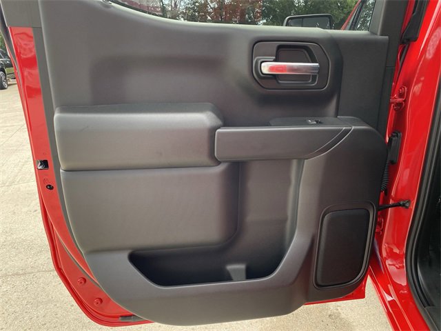 New 2025 Chevrolet Silverado 1500 Custom image 25