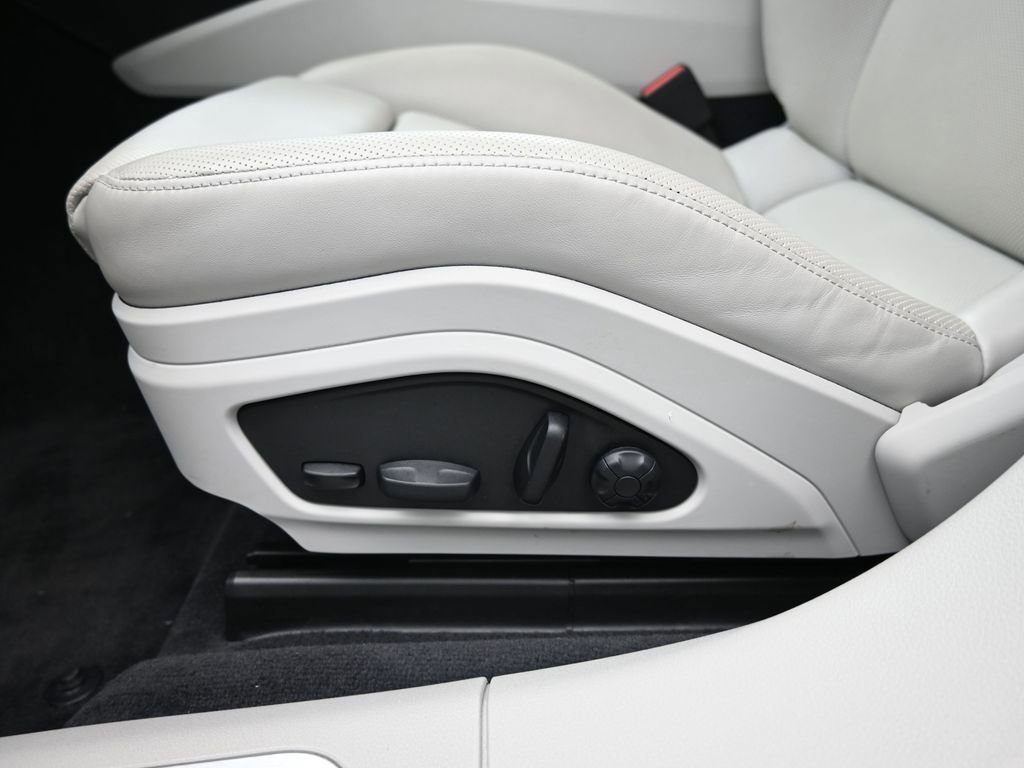 Certified 2022 Porsche Panamera 4S image 13