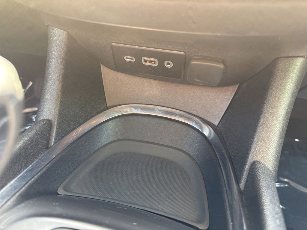 Used 2023 Chevrolet Malibu LT FWD image 20