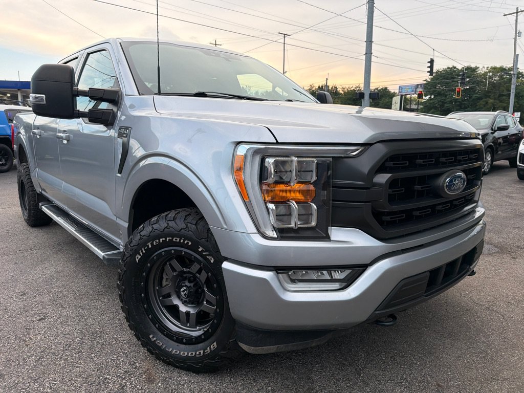 Used 2021 Ford F150 XLT w/ Equipment Group 302A High AWD/4WD image 3