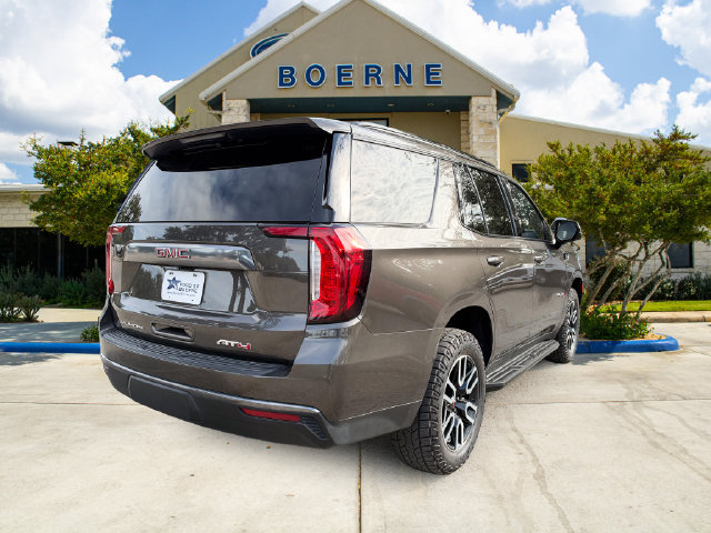 Used 2021 GMC Yukon AT4 w/ Technology Package AWD/4WD image 5