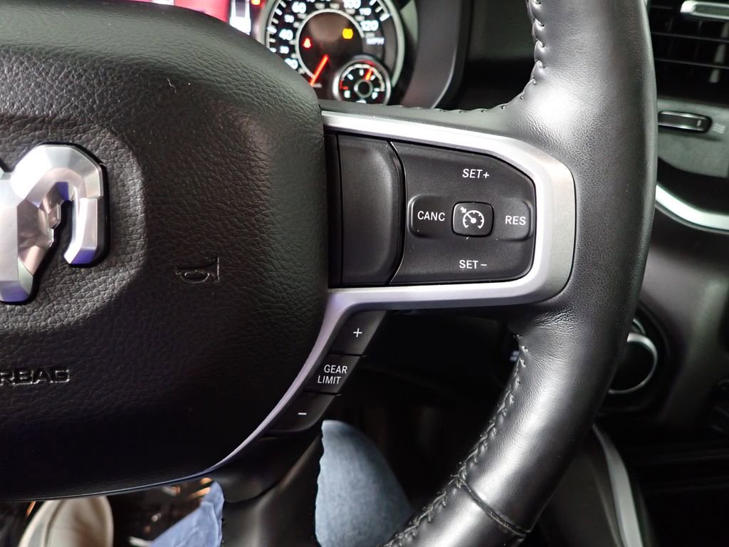 Used 2020 RAM 1500 Big Horn AWD/4WD image 27