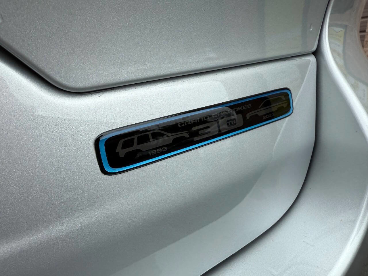 Used 2023 Jeep Grand Cherokee 30th Anniversary image 37