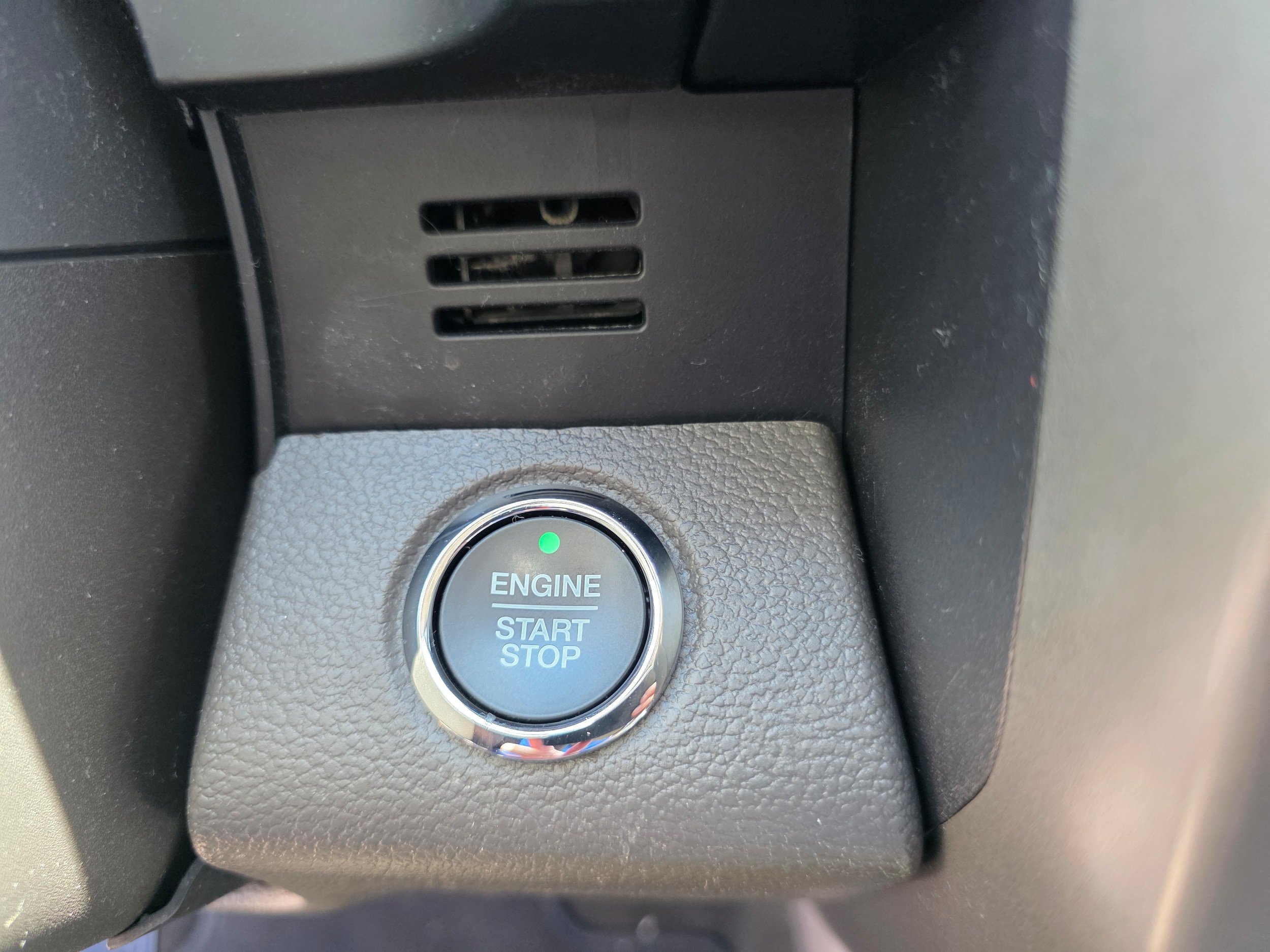 Used 2019 Ford Expedition XLT w/ Equipment Group 202A RWD image 11