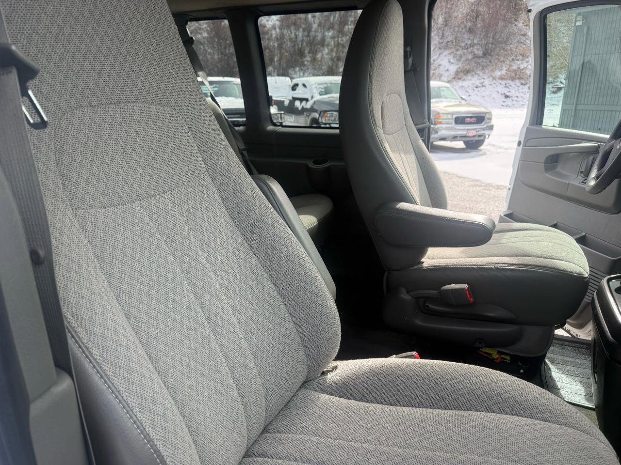 Used 2014 Chevrolet Express 1500 LT w/ LT Preferred Equipment Group image 13