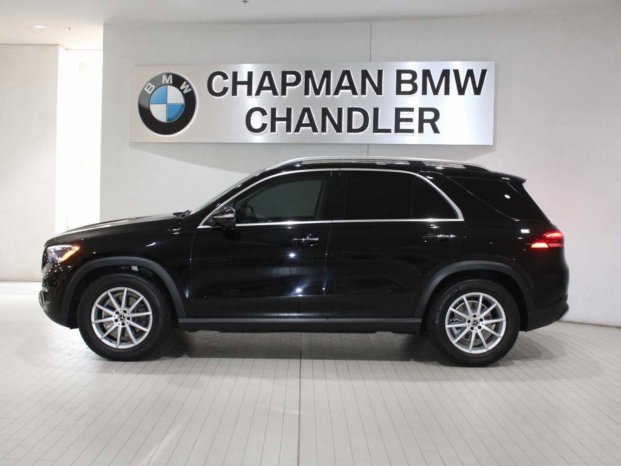 Used 2024 Mercedes-Benz GLE 350 GLE 350 4MATIC image 3