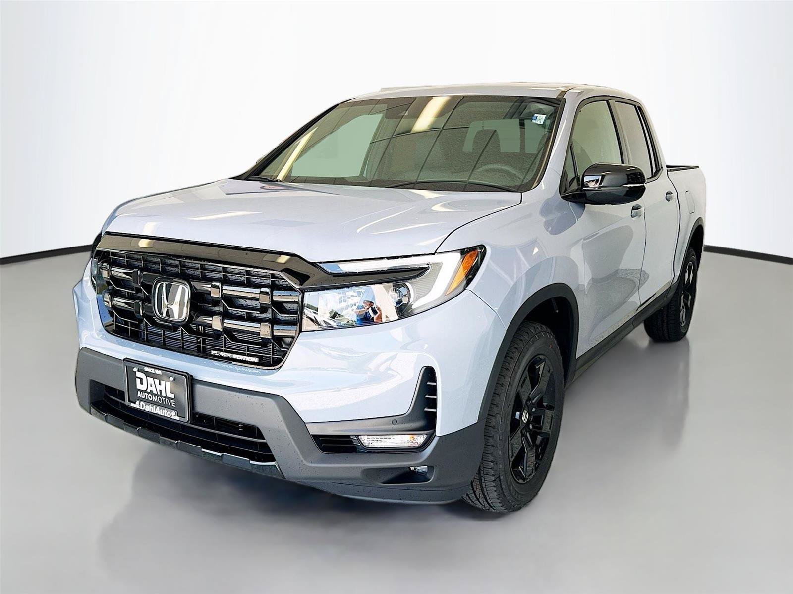 New 2026 Honda Ridgeline Black Edition image 4