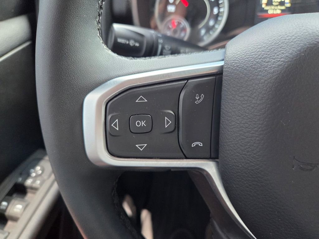 Used 2025 RAM 1500 Big Horn RWD image 31