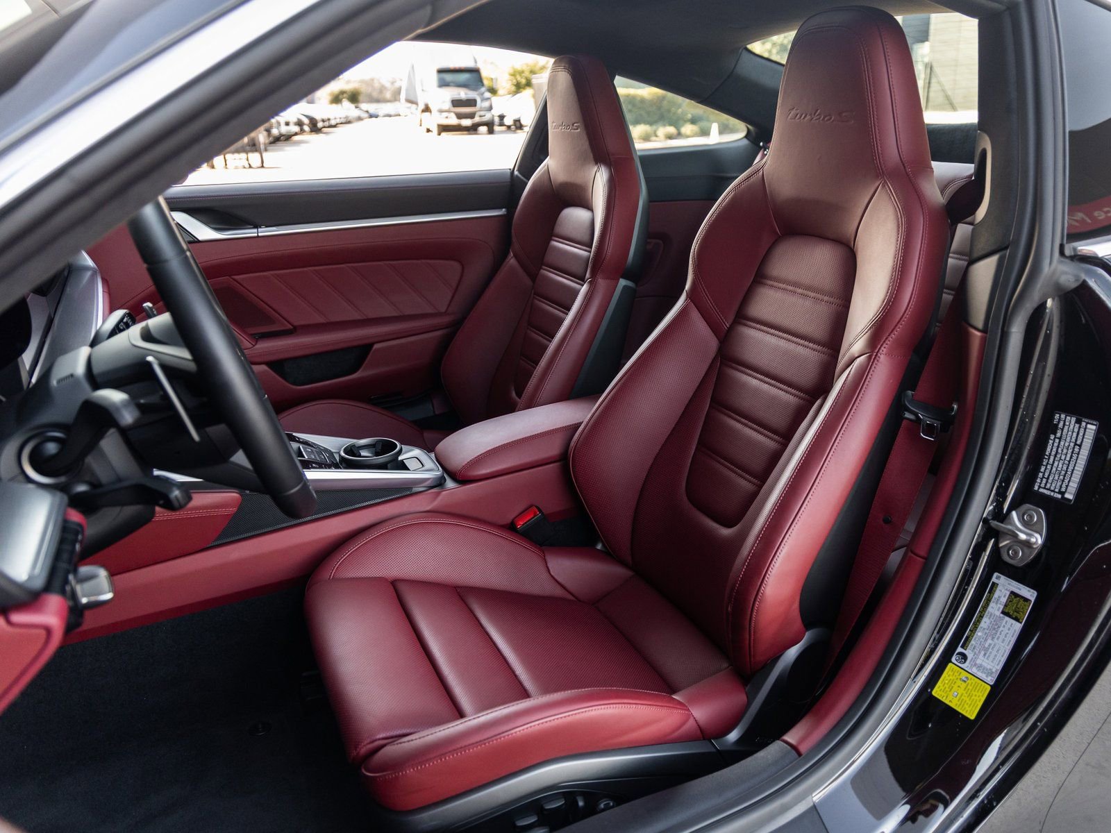 Used 2025 Porsche 911 Turbo S image 5