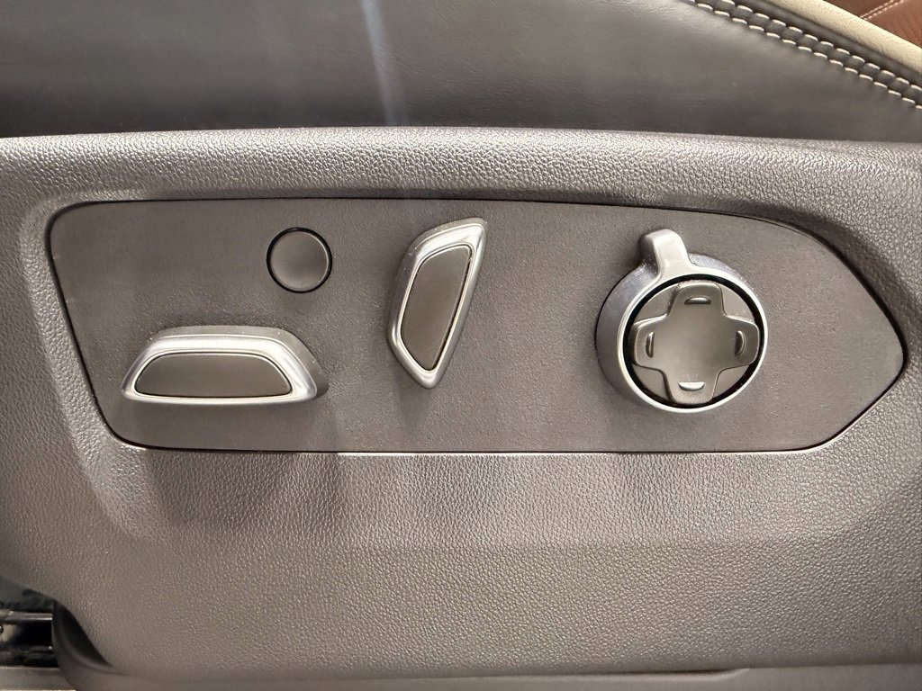 Used 2025 GMC Sierra 1500 Denali Ultimate image 25