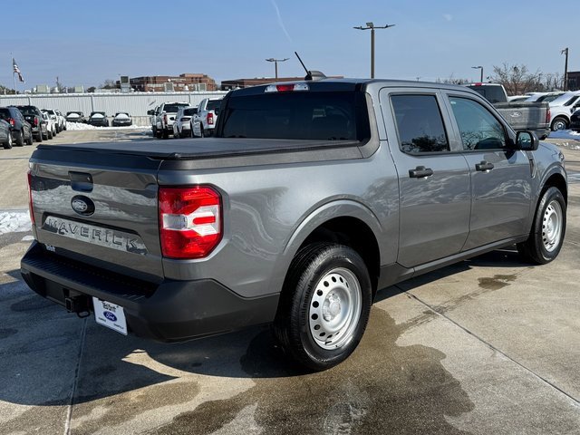 Certified 2025 Ford Maverick XL w/ Equipment Group 102A image 8